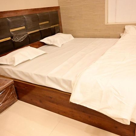 Sri Ram Lalla International Hotel Ayodhya Luaran gambar
